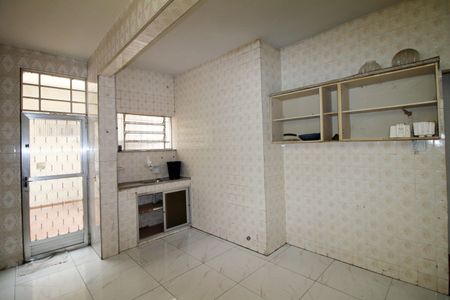 Apartamento para alugar com 70m², 2 quartos e 1 vagaCozinha