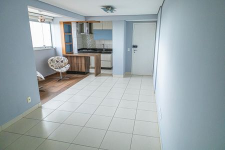 Sala de apartamento para alugar com 3 quartos, 72m² em Heliópolis, Belo Horizonte