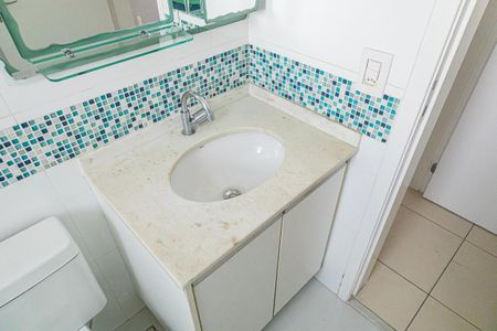 Apartamento para alugar com 72m², 3 quartos e 2 vagassuite