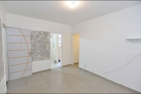 Apartamento para alugar com 80m², 2 quartos e 1 vaga Apartamento para alugar com 80m², 2 quartos e 1 vagaSala
