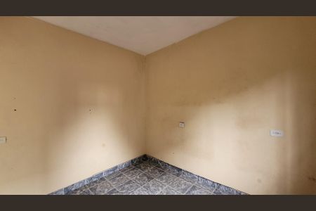 Casa para alugar com 2 quartos, 40m² em Vila Jurema, Itaquaquecetuba