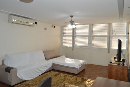 Apartamento para alugar com 159m², 3 quartos e 1 vagaSala