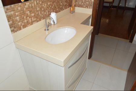 Apartamento para alugar com 159m², 3 quartos e 1 vagaBanheiro Social  2