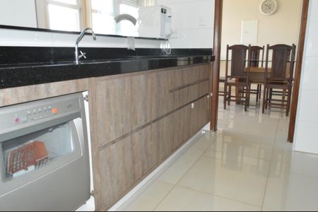 Apartamento para alugar com 159m², 3 quartos e 1 vagaCozinha