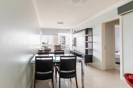Apartamento para alugar com 70m², 2 quartos e 2 vagasSala