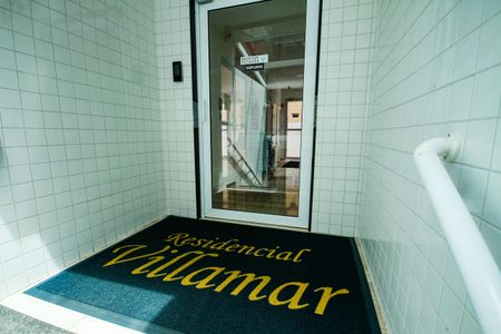 Apartamento para alugar com 57m², 2 quartos e 1 vaga Apartamento para alugar com 57m², 2 quartos e 1 vagaFachada