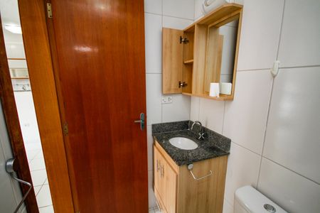 Apartamento para alugar com 57m², 2 quartos e 1 vaga Apartamento para alugar com 57m², 2 quartos e 1 vagaBanheiro