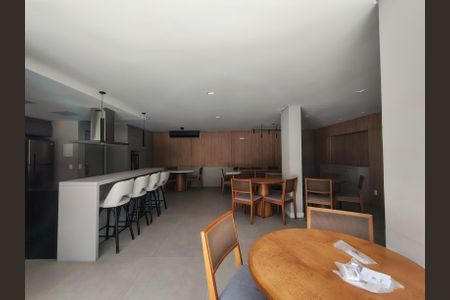 Apartamento para alugar com 90m², 3 quartos e 1 vaga Apartamento para alugar com 90m², 3 quartos e 1 vagaÁrea comum - Salão de festas