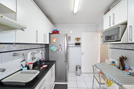 Apartamento à venda com 60m², 2 quartos e 1 vaga Apartamento à venda com 60m², 2 quartos e 1 vagaCozinha