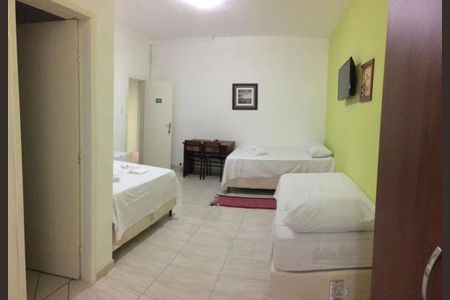 Quarto de casa para alugar com 25 quartos, 1000m² em Jardim Encantado, Vespasiano