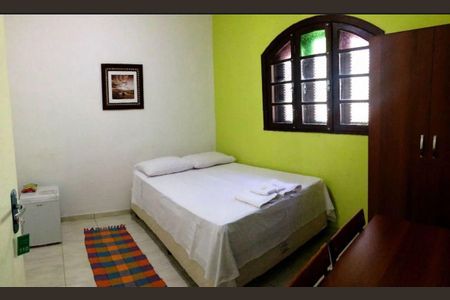 Quarto de casa para alugar com 25 quartos, 1000m² em Jardim Encantado, Vespasiano