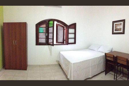 Casa para alugar com 1000m², 25 quartos e 7 vagasQuarto