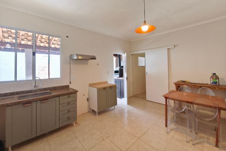 Casa à venda com 197m², 3 quartos e 5 vagasCozinha
