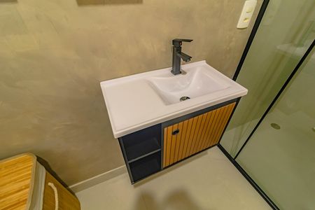 Apartamento para alugar com 65m², 2 quartos e 1 vagaBanheiro social