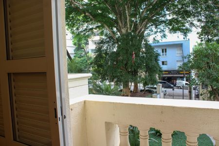 Apartamento para alugar com 128m², 4 quartos e 1 vaga