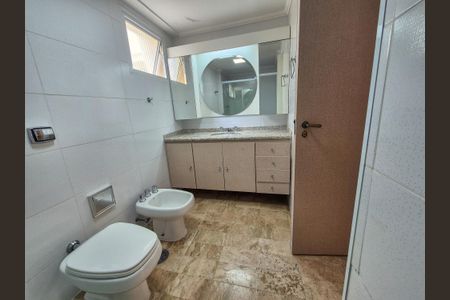 Apartamento para alugar com 128m², 4 quartos e 1 vaga