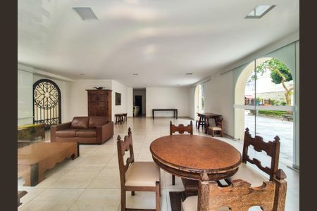 Apartamento para alugar com 128m², 4 quartos e 1 vaga