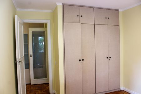Apartamento para alugar com 128m², 4 quartos e 1 vaga