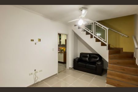 Sala de casa para alugar com 3 quartos, 200m² em Jardim Três Marias, São Paulo