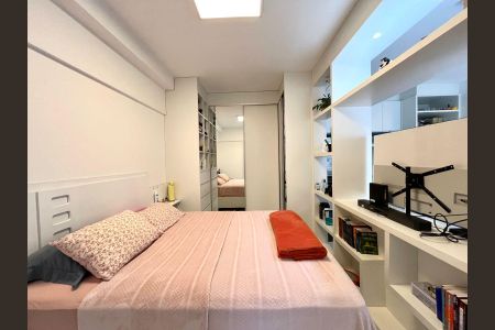 Quarto de apartamento à venda com 1 quarto, 124m² em Centro, Campinas