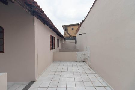 Casa à venda com 105m², 2 quartos e 3 vagasVaranda