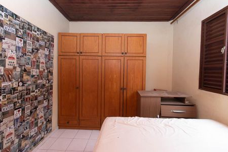Casa à venda com 105m², 2 quartos e 3 vagasQuarto 