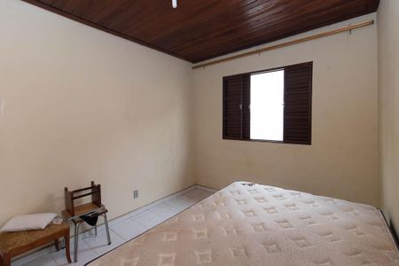 Casa à venda com 105m², 2 quartos e 3 vagasQuarto Suíte