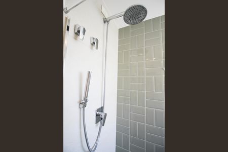 Apartamento à venda com 260m², 3 quartos e 3 vagas Apartamento à venda com 260m², 3 quartos e 3 vagasBanheiro da Suíte 2