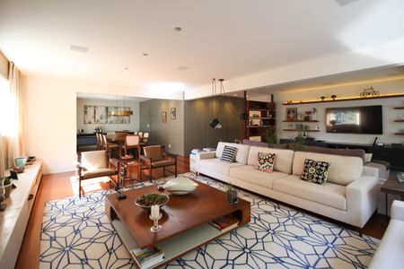 Sala de apartamento à venda com 3 quartos, 260m² em Indianópolis, São Paulo