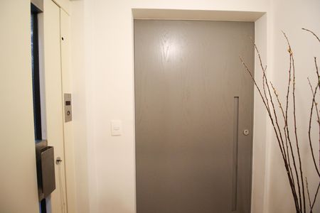 Apartamento à venda com 260m², 3 quartos e 3 vagas Apartamento à venda com 260m², 3 quartos e 3 vagasHall do apartamento