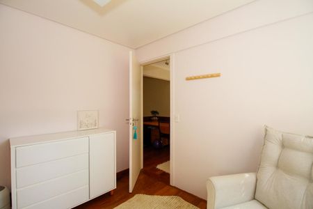 Apartamento para alugar com 134m², 2 quartos e 3 vagas Apartamento para alugar com 134m², 2 quartos e 3 vagasQuarto