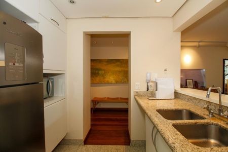 Apartamento para alugar com 134m², 2 quartos e 3 vagas Apartamento para alugar com 134m², 2 quartos e 3 vagasCozinha