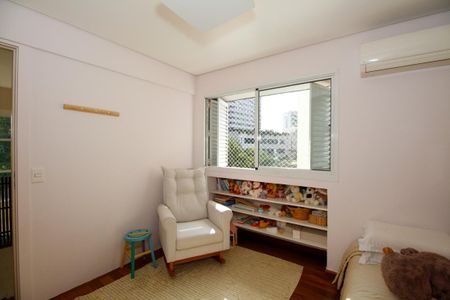 Apartamento para alugar com 134m², 2 quartos e 3 vagas Apartamento para alugar com 134m², 2 quartos e 3 vagasQuarto