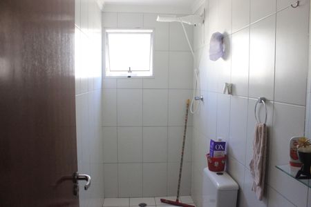 Apartamento à venda com 65m², 2 quartos e 1 vagaBanheiro social 