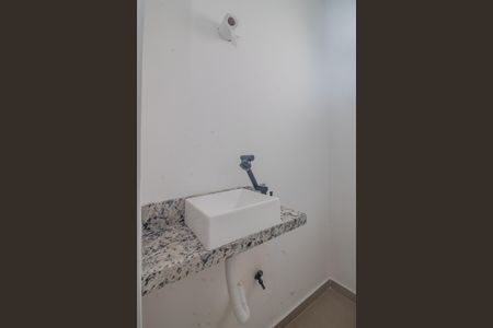 Casa para alugar com 76m², 3 quartos e 1 vagaBanheiro