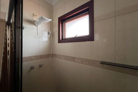 Casa de condomínio para alugar com 447m², 4 quartos e 4 vagasSuíte 4