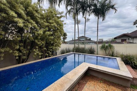 Casa de condomínio para alugar com 447m², 4 quartos e 4 vagasPiscina