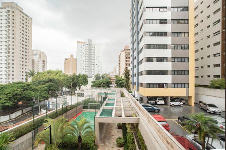 Apartamento à venda com 90m², 2 quartos e 2 vagasVista da Área de Serviço