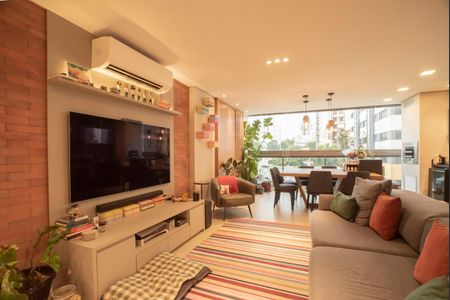 Apartamento à venda com 90m², 2 quartos e 2 vagasSala