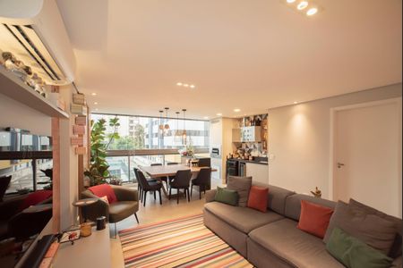 Apartamento à venda com 90m², 2 quartos e 2 vagasSala