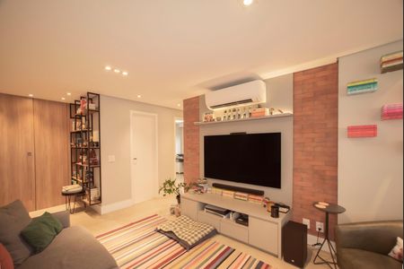 Apartamento à venda com 90m², 2 quartos e 2 vagasSala