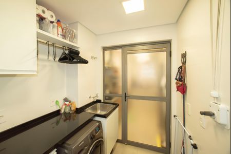 Apartamento à venda com 90m², 2 quartos e 2 vagasÁrea de Serviço