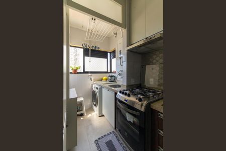 Apartamento à venda com 64m², 2 quartos e 1 vagaCozinha e Área de Serviço