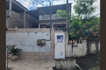 Casa para alugar com 60m², 3 quartos e 1 vagaFachada