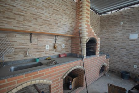 Casa para alugar com 60m², 3 quartos e 1 vagaChurrasqueira