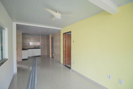 Sala de casa para alugar com 3 quartos, 60m² em Mutondo, São Gonçalo