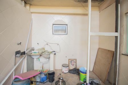 Casa para alugar com 60m², 3 quartos e 1 vagaÁrea de Serviço