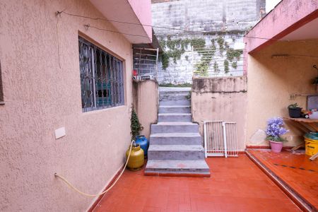 Casa à venda com 260m², 5 quartos e 3 vagas Casa à venda com 260m², 5 quartos e 3 vagasQuintal da Casa 4