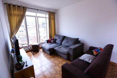 Casa à venda com 260m², 5 quartos e 3 vagas Casa à venda com 260m², 5 quartos e 3 vagasSala