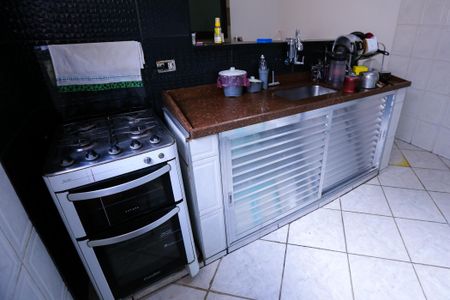 Casa à venda com 260m², 5 quartos e 3 vagas Casa à venda com 260m², 5 quartos e 3 vagasCozinha da Casa 4